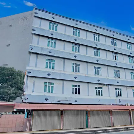 Townhouse Oak Palembang Near Jembatan Ampera Formerly Azzura Hotel-2